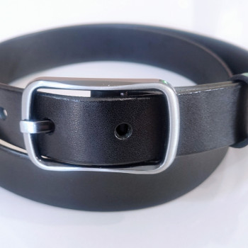 Жіночий шкіряний класичний ремінь. Чорний