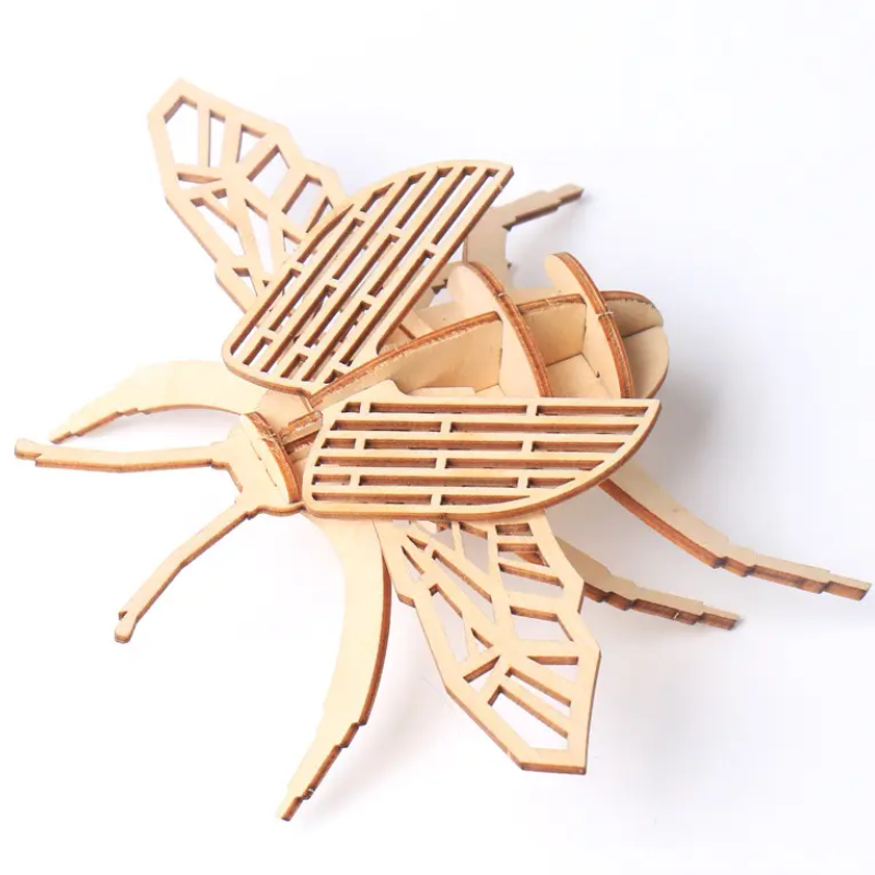 Декоративна дерев'яна іграшка-пазл 3D  "Жук"