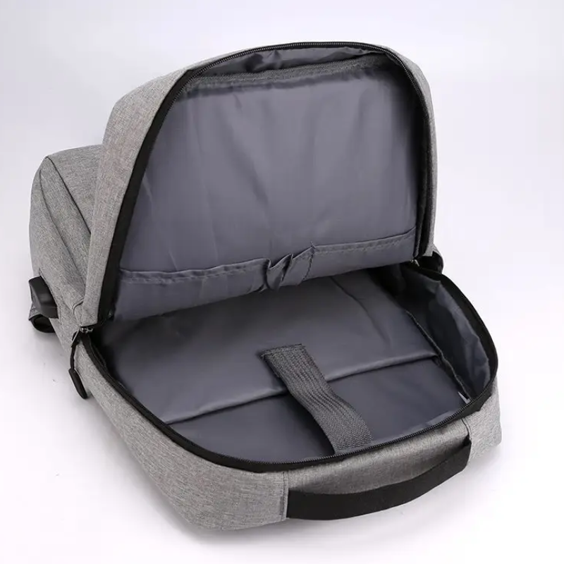 Крутий рюкзак з USB  роз'ємом для заряджання Чорний